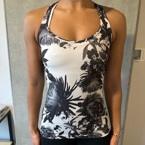 Women’s Lululemon Tank Top Size 4